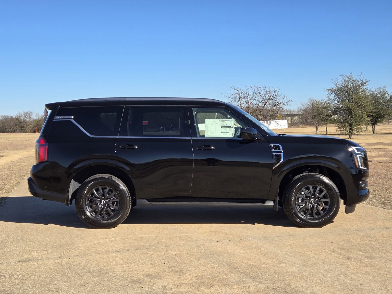 New 2026 Nissan Armada SV image 7