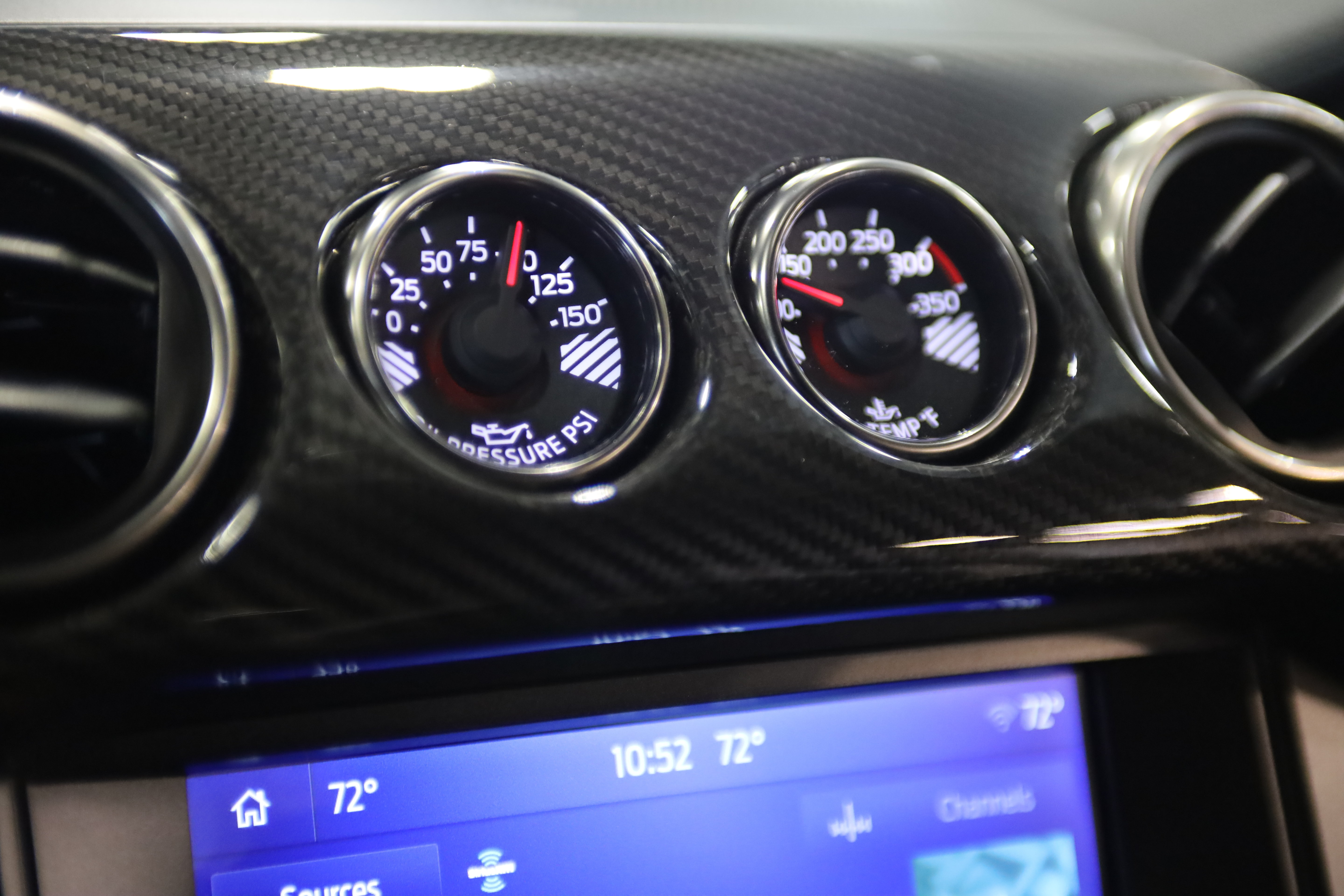 Used 2021 Ford Mustang Shelby GT500 w/ Carbon Fiber Track Pack RWD image 27