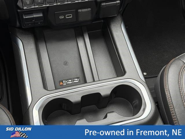 Used 2022 GMC Sierra 2500 AT4 w/ AT4 Preferred Package AWD/4WD image 13