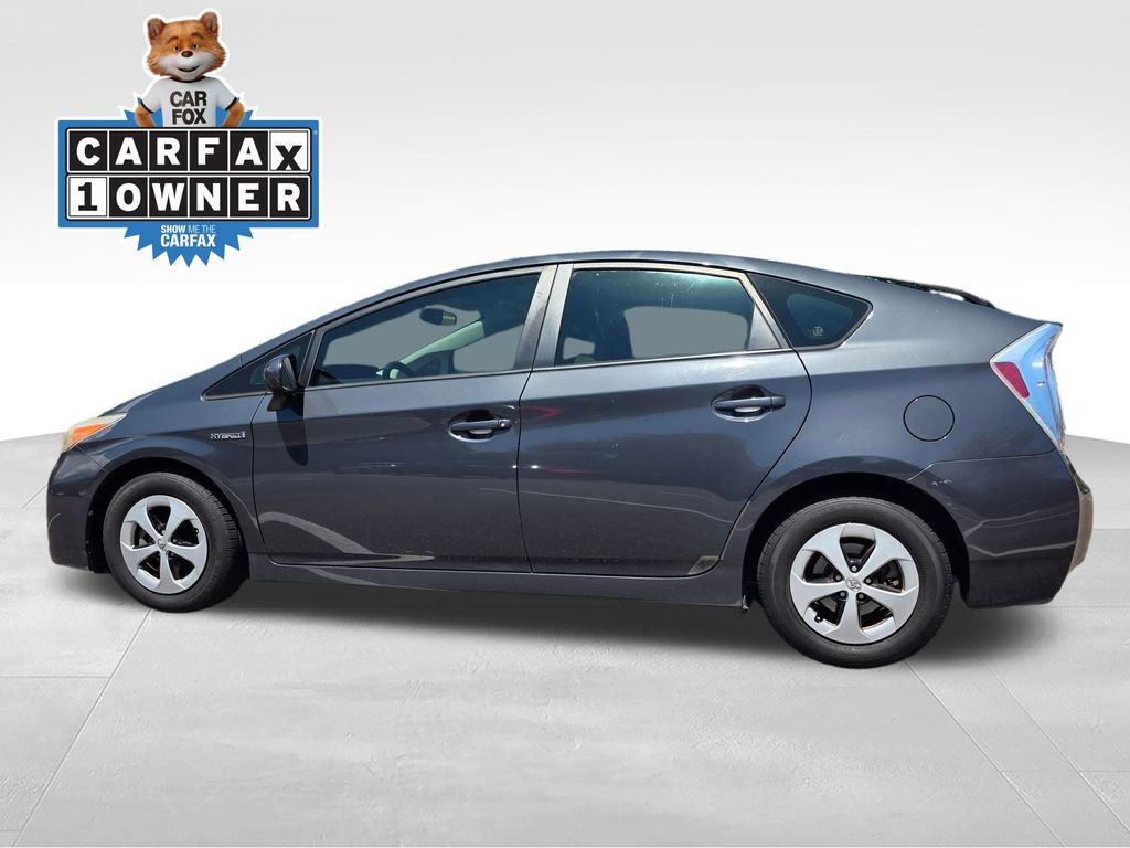Used 2015 Toyota Prius Three w/ Solar Roof Package FWD image 4