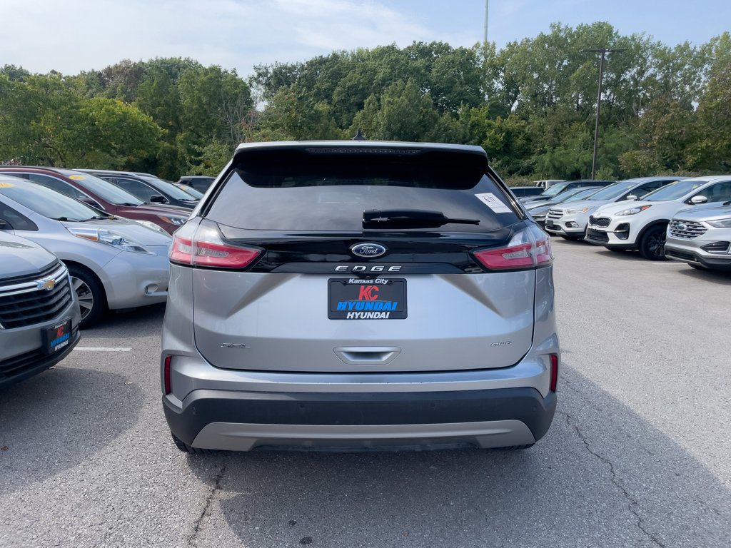 Used 2022 Ford Edge SEL image 4