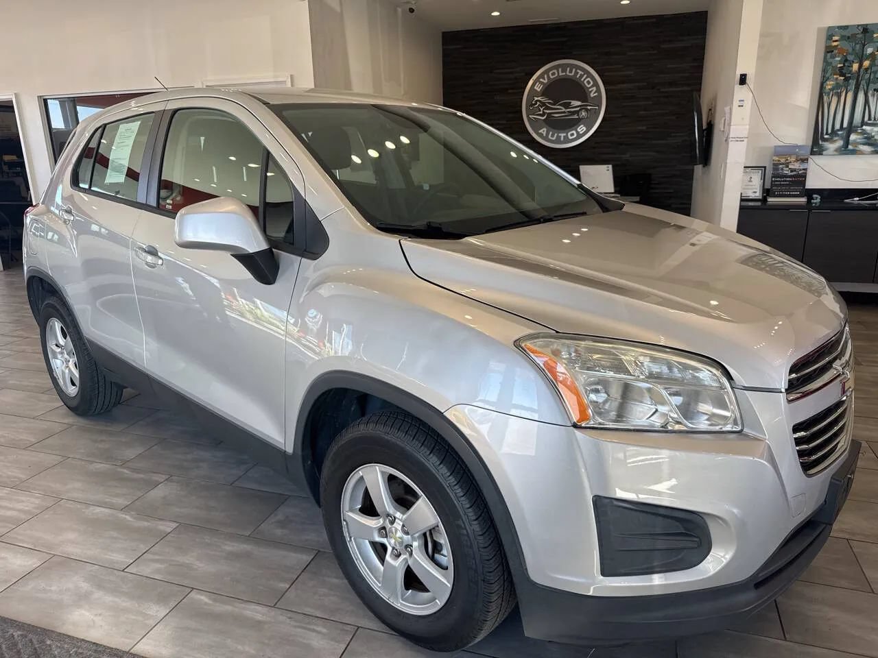 Used 2016 Chevrolet Trax LS AWD/4WD image 3