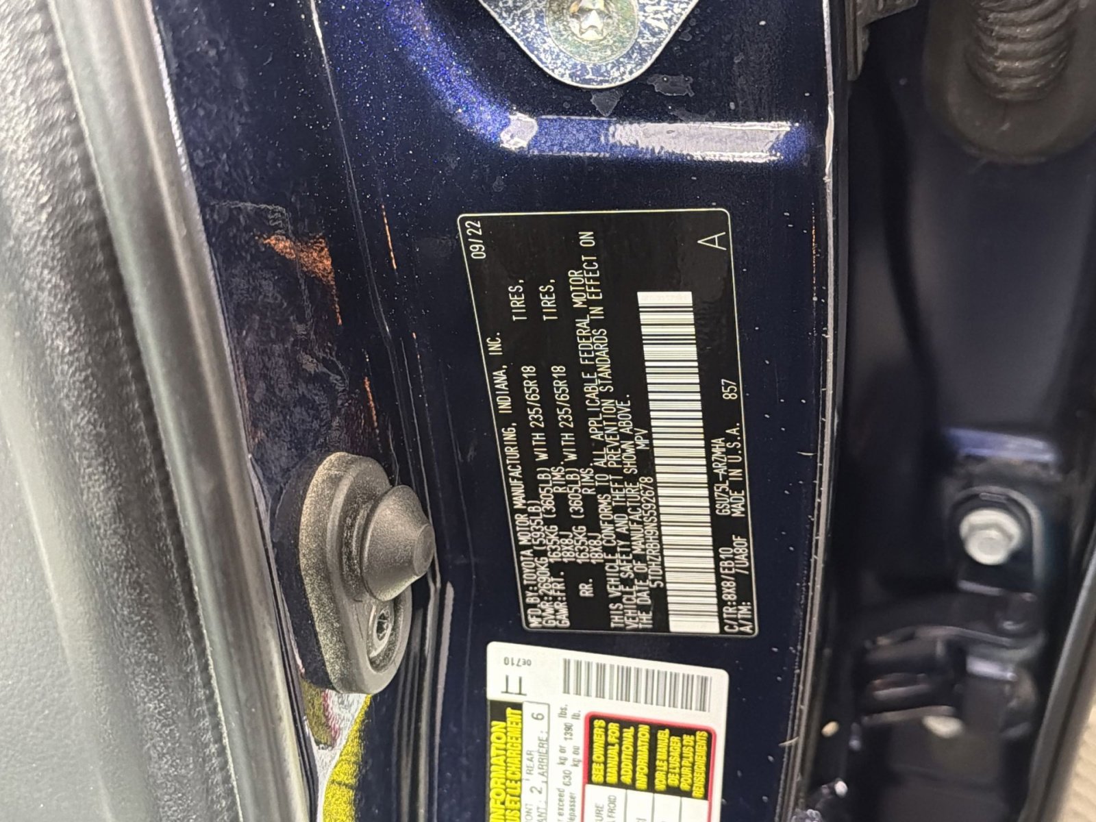 Used 2022 Toyota Highlander XLE image 30