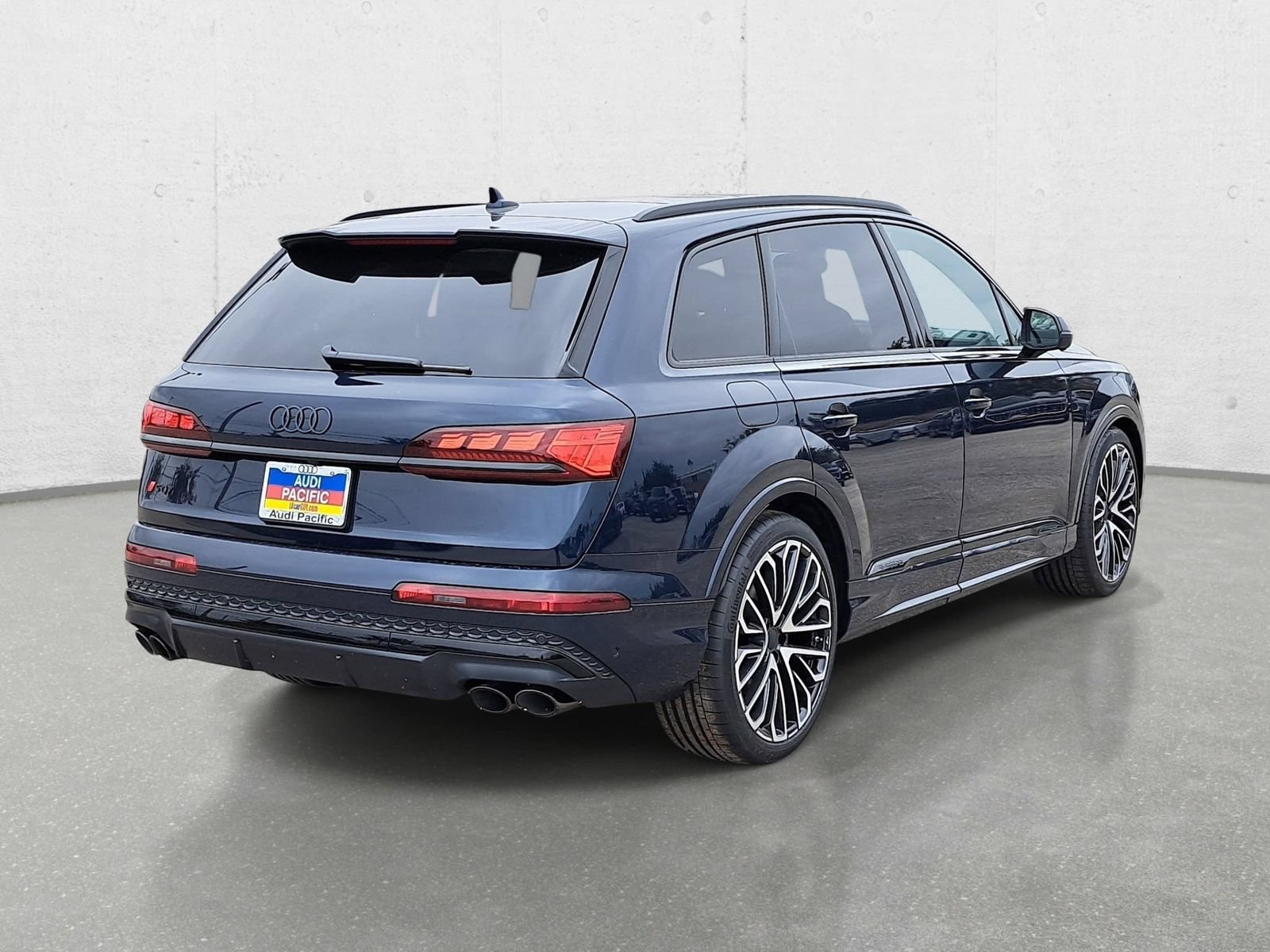 New 2026 Audi SQ7 Prestige AWD/4WD image 5