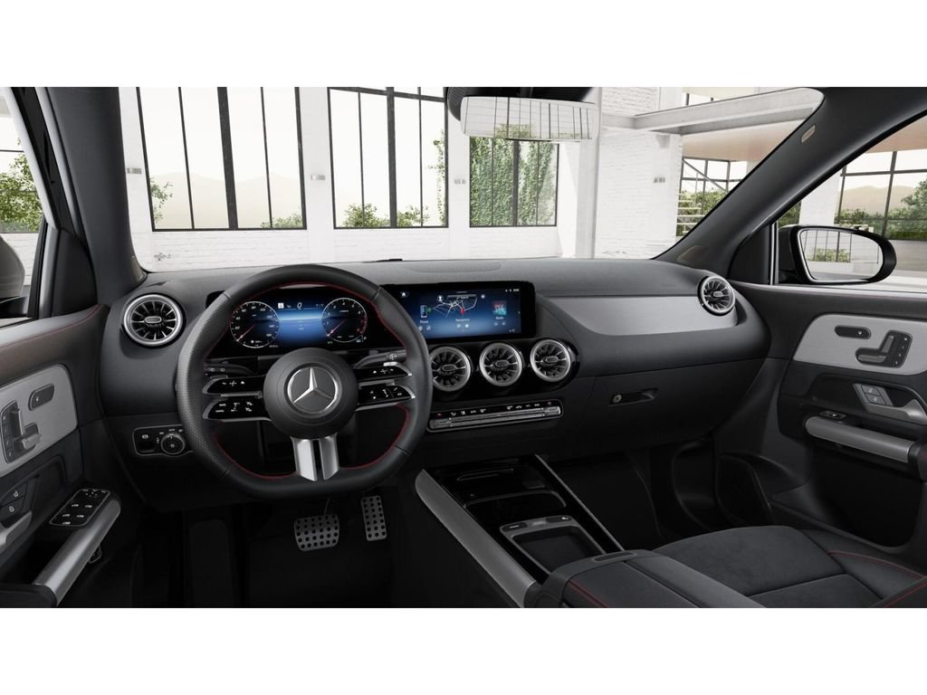 New 2026 Mercedes-Benz GLA 250 4MATIC image 3