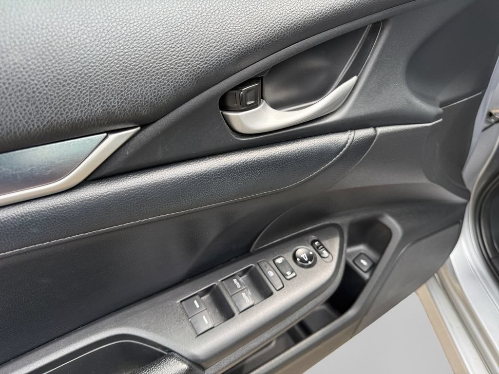 Used 2017 Honda Civic EX-L image 19