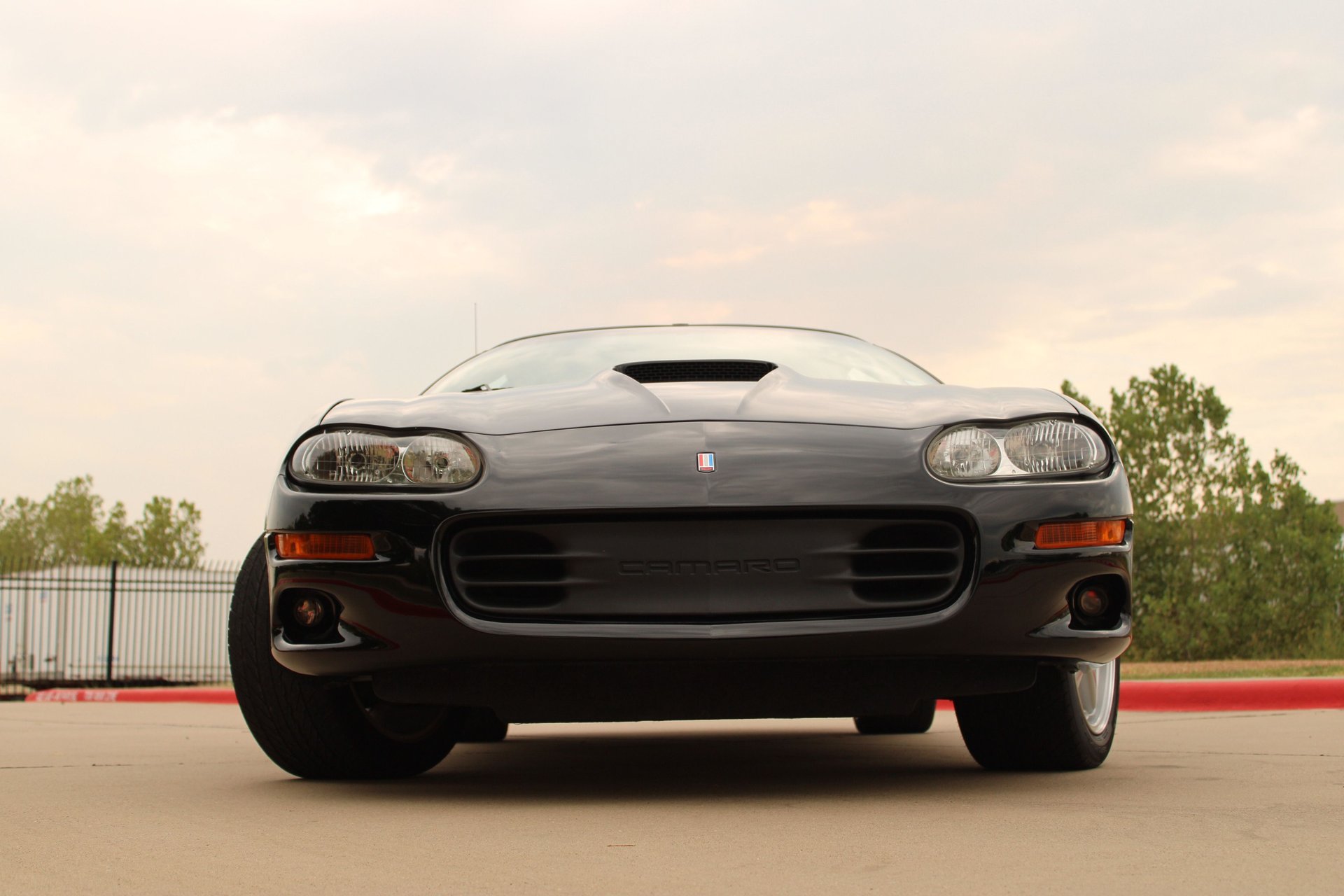 Used 1999 Chevrolet Camaro Z28 w/ SS Performance/Appearance Pkg RWD image 25