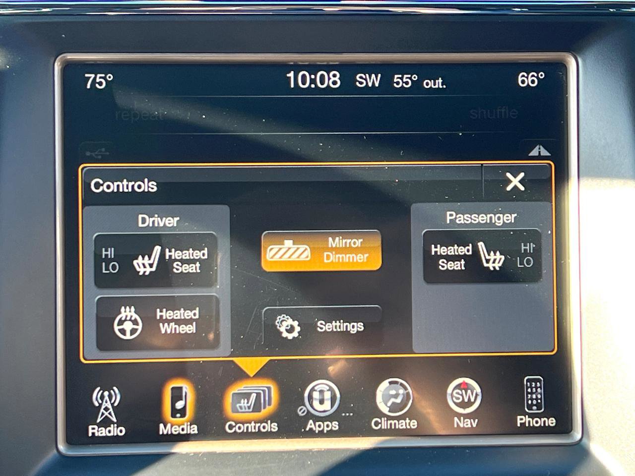 Used 2015 Jeep Grand Cherokee Altitude image 25