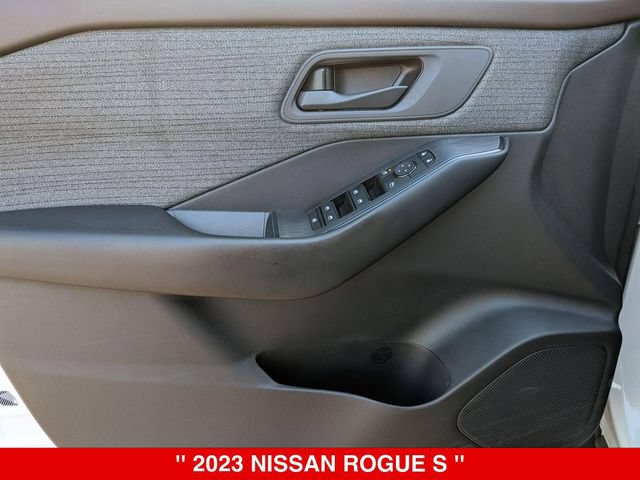 Used 2023 Nissan Rogue S AWD/4WD image 10