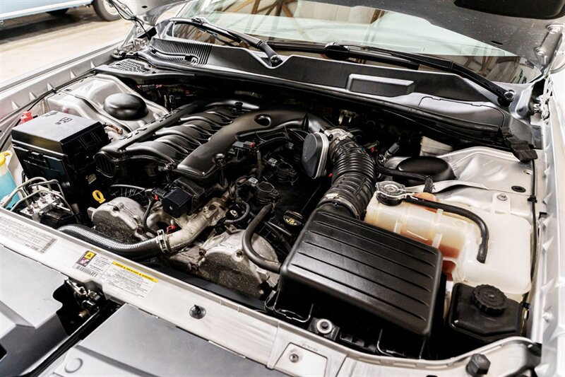 Used 2010 Dodge Challenger SE RWD image 27