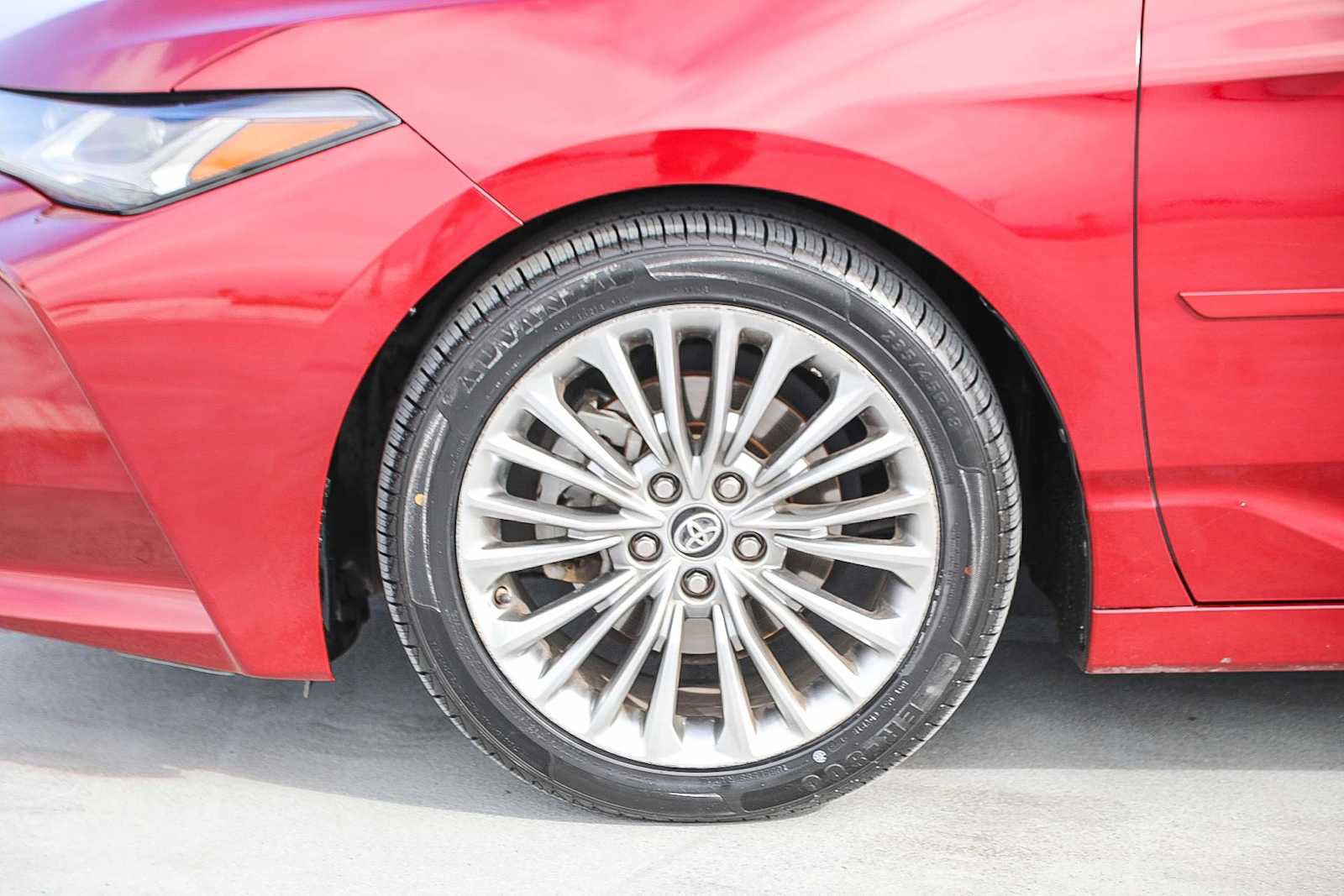 Certified 2019 Toyota Avalon Limited image 19