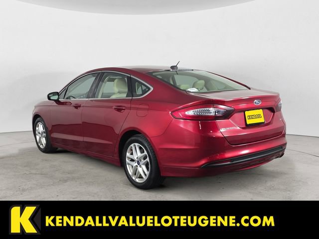 Used 2016 Ford Fusion SE w/ Equipment Group 202A FWD image 3