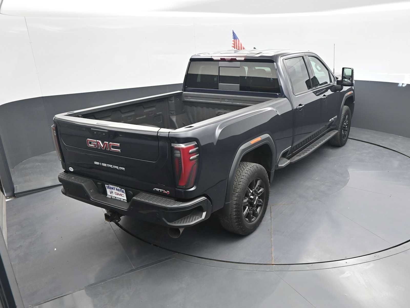 Used 2024 GMC Sierra 2500 AT4 w/ AT4 Premium Plus Package AWD/4WD image 33