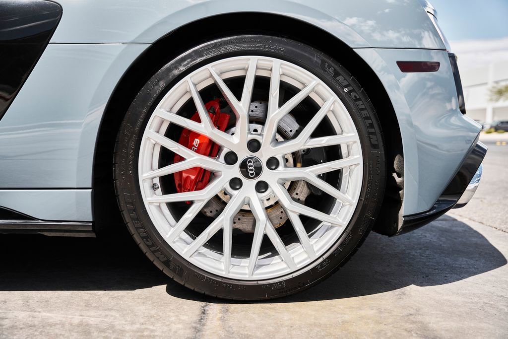 Used 2020 Audi R8 V10 AWD/4WD image 23