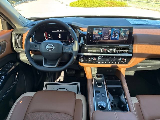 New 2026 Nissan Pathfinder Platinum AWD/4WD image 12
