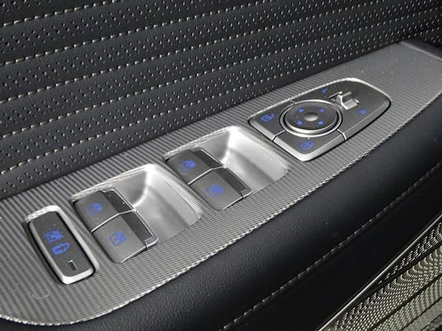 Used 2024 Hyundai Palisade Calligraphy image 19