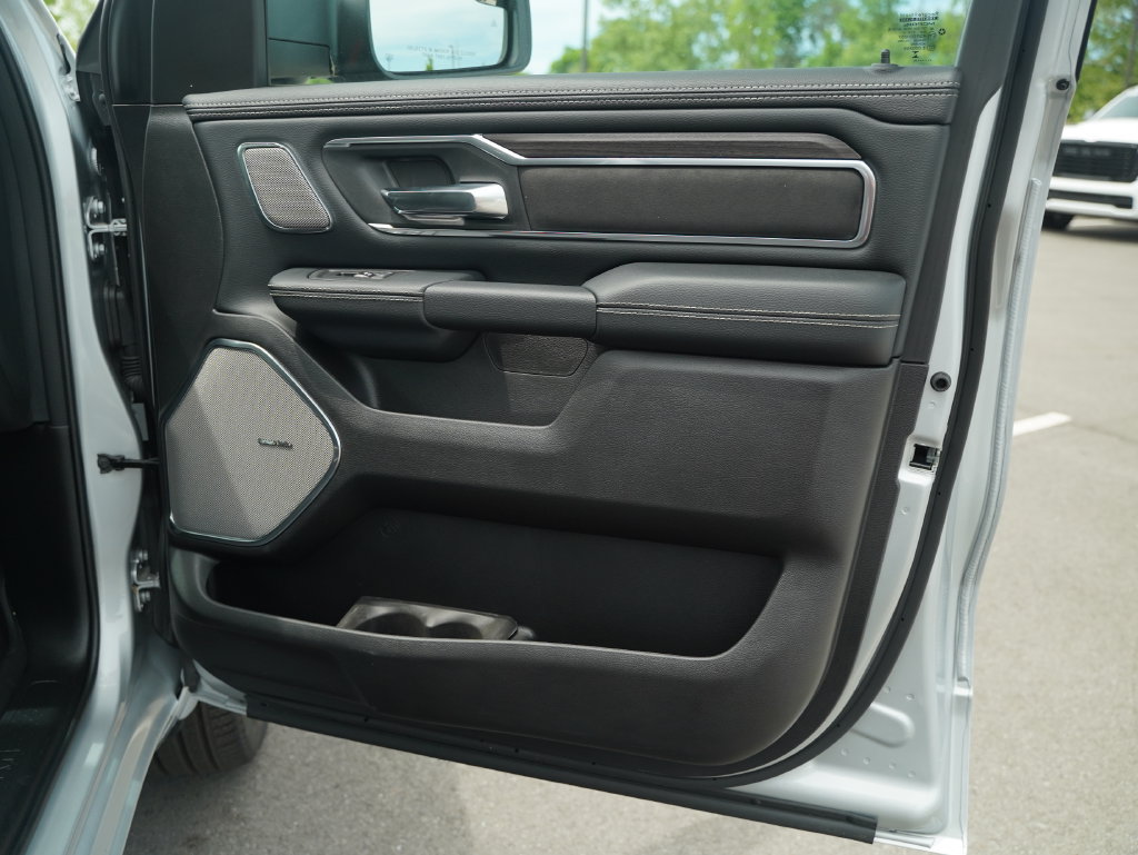 New 2026 RAM 1500 Laramie w/ Night Edition AWD/4WD image 19