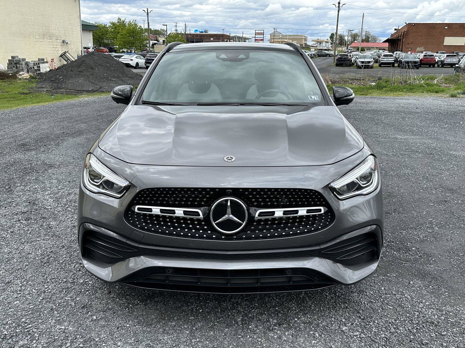 Used 2022 Mercedes-Benz GLA 250 4MATIC image 3