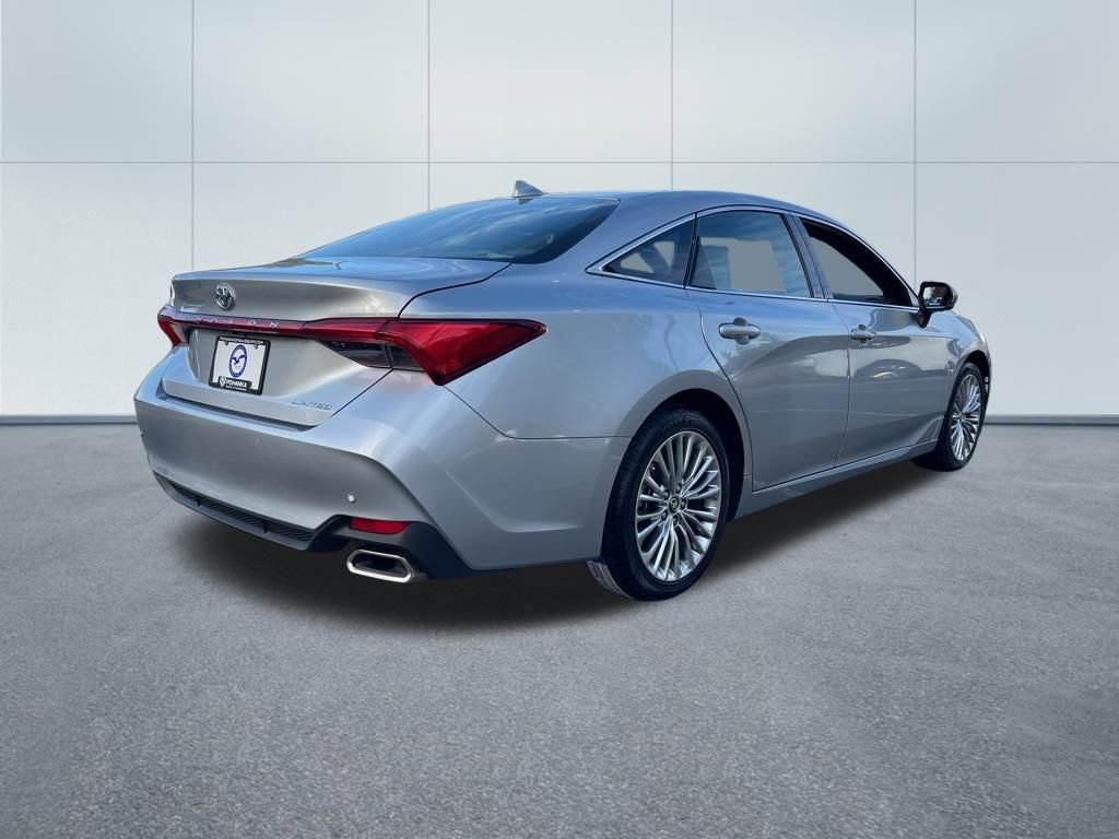 Certified 2019 Toyota Avalon Limited image 5
