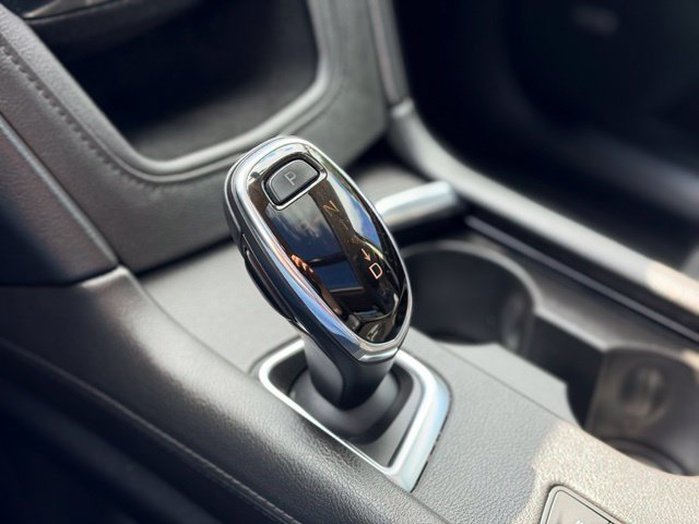 Used 2018 Cadillac XT5 Luxury AWD/4WD image 17