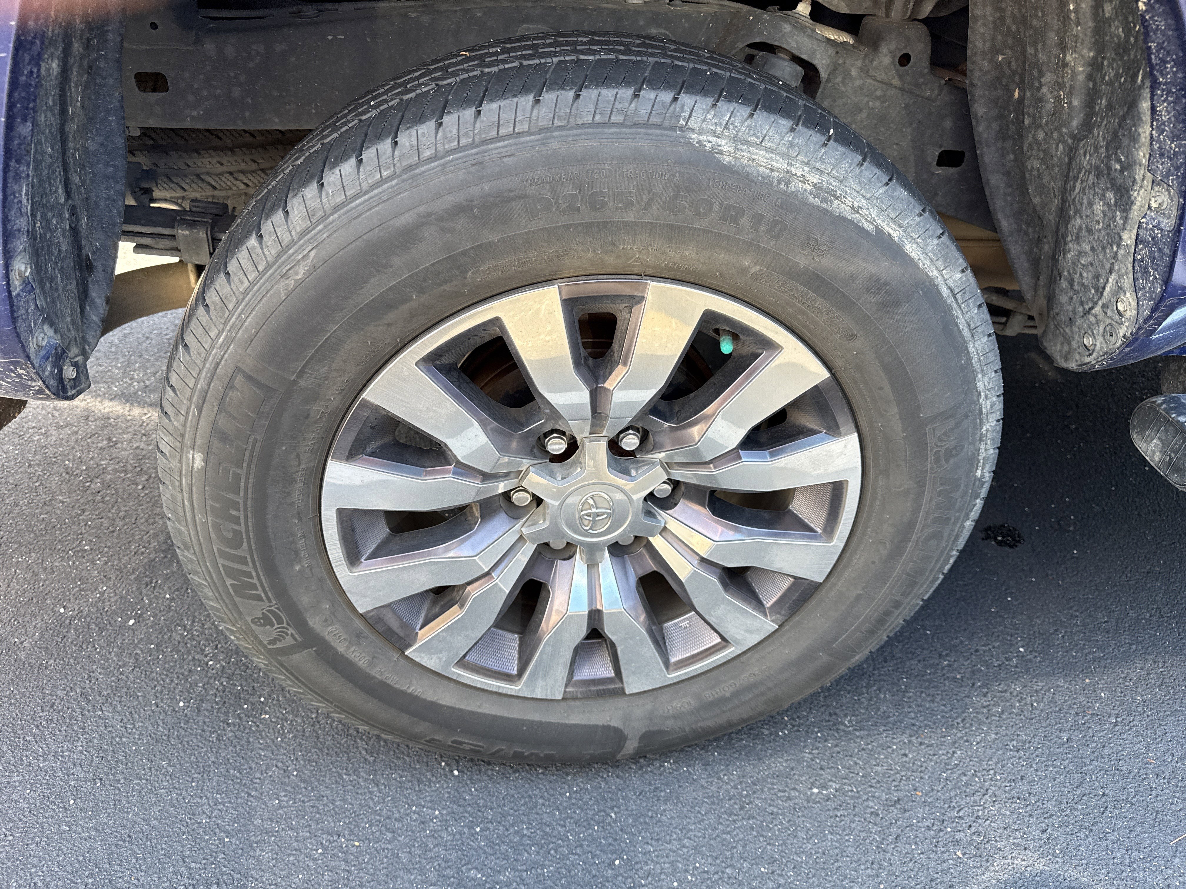 Used 2022 Toyota Tacoma Limited RWD image 11