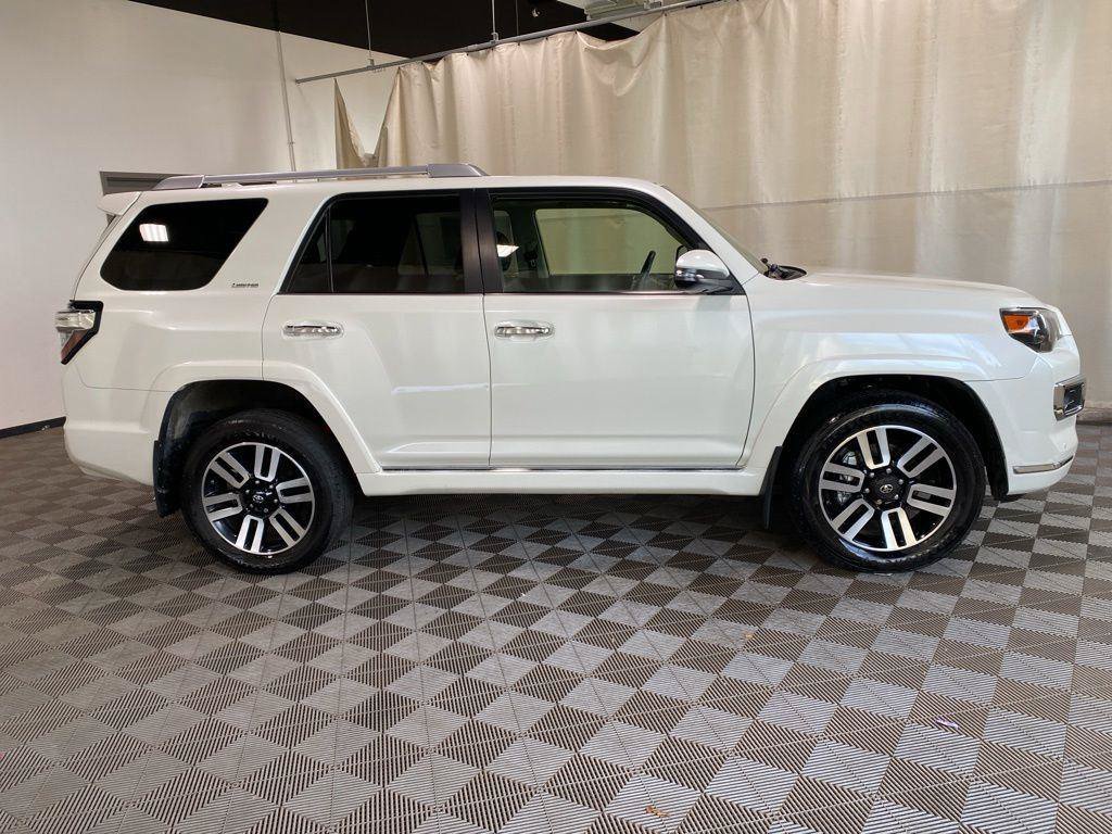 Used 2021 Toyota 4Runner Limited AWD/4WD image 15