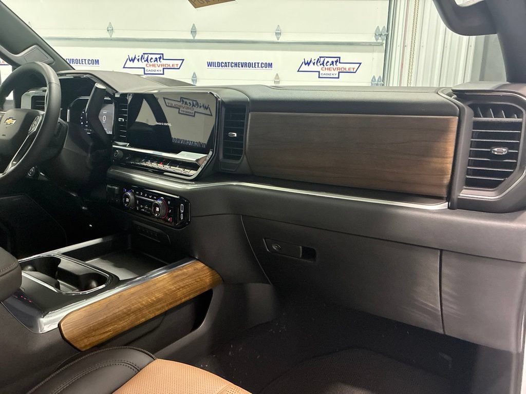 New 2026 Chevrolet Silverado 2500 High Country w/ High Country Premium Package AWD/4WD image 53