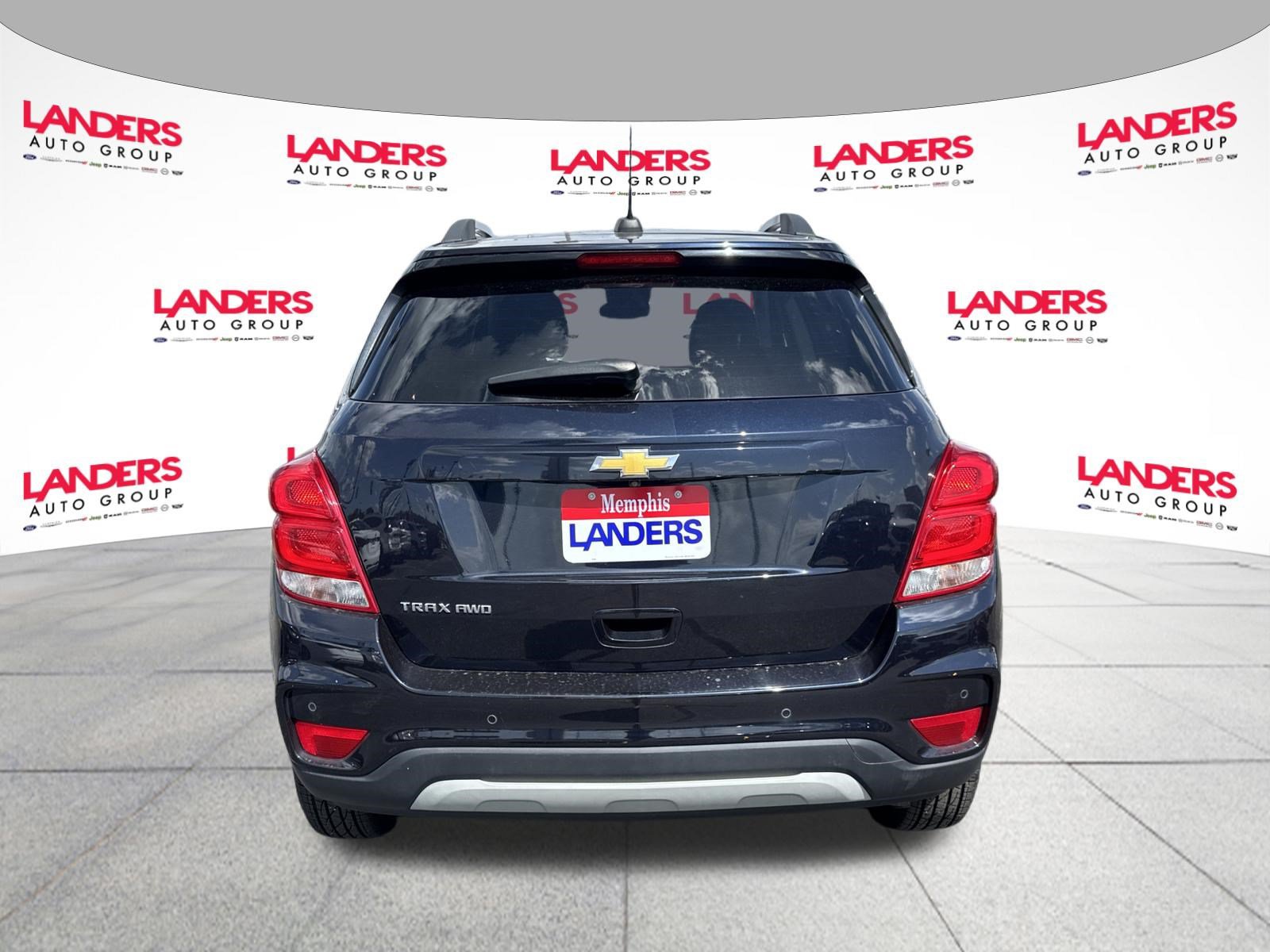 Used 2022 Chevrolet Trax LT w/ Driver Confidence Package AWD/4WD image 4