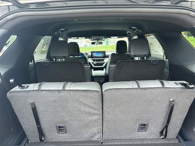 New 2027 Ford Explorer Active w/ Active Comfort Package AWD/4WD image 17