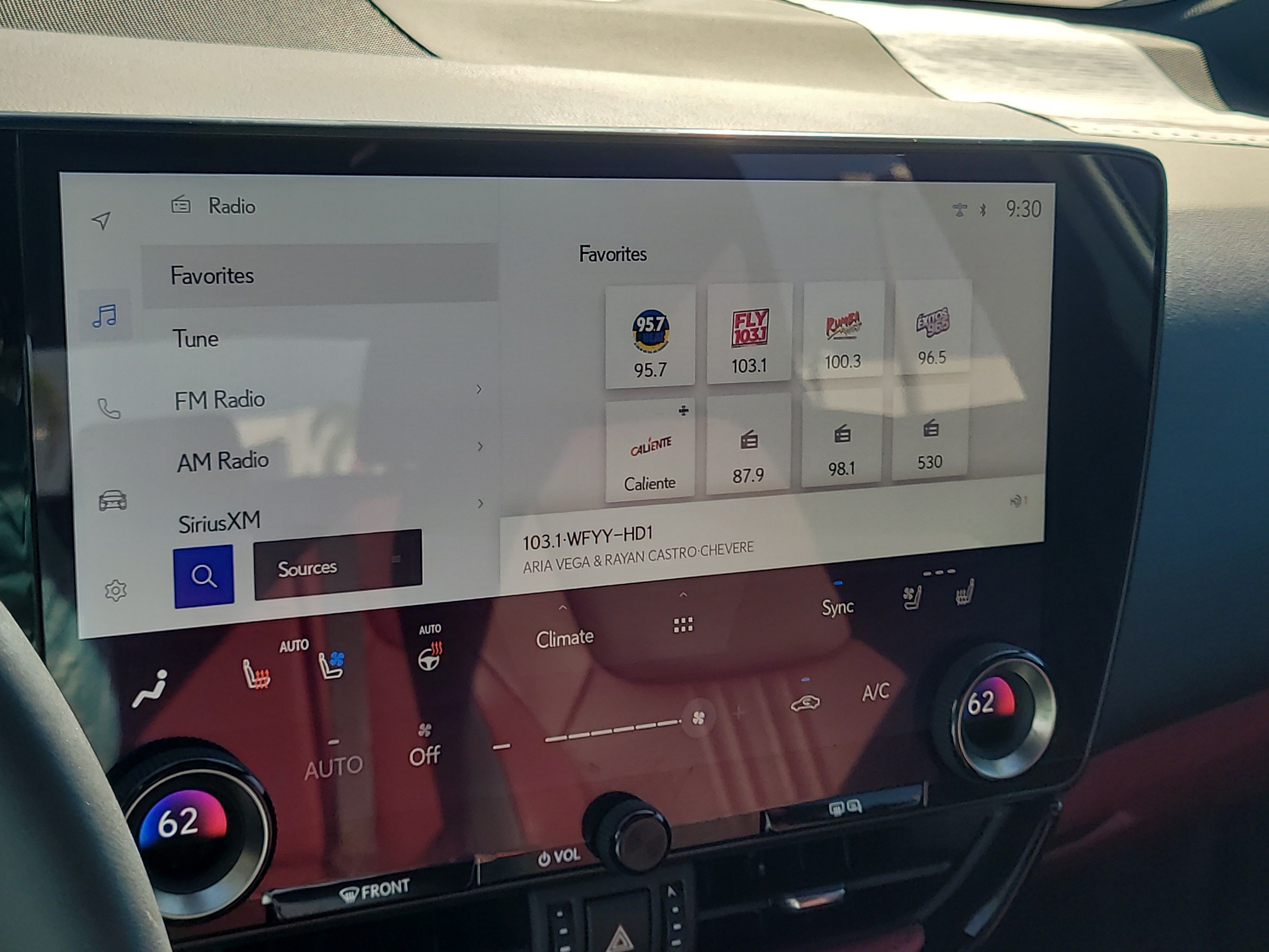 Used 2025 Lexus NX 250 FWD w/ Accessory Package (2T) image 26