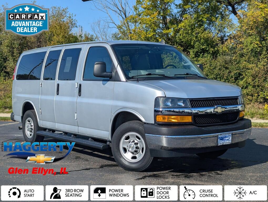 Used 2023 Chevrolet Express 3500 LS w/ Chrome Appearance Package RWD image 1