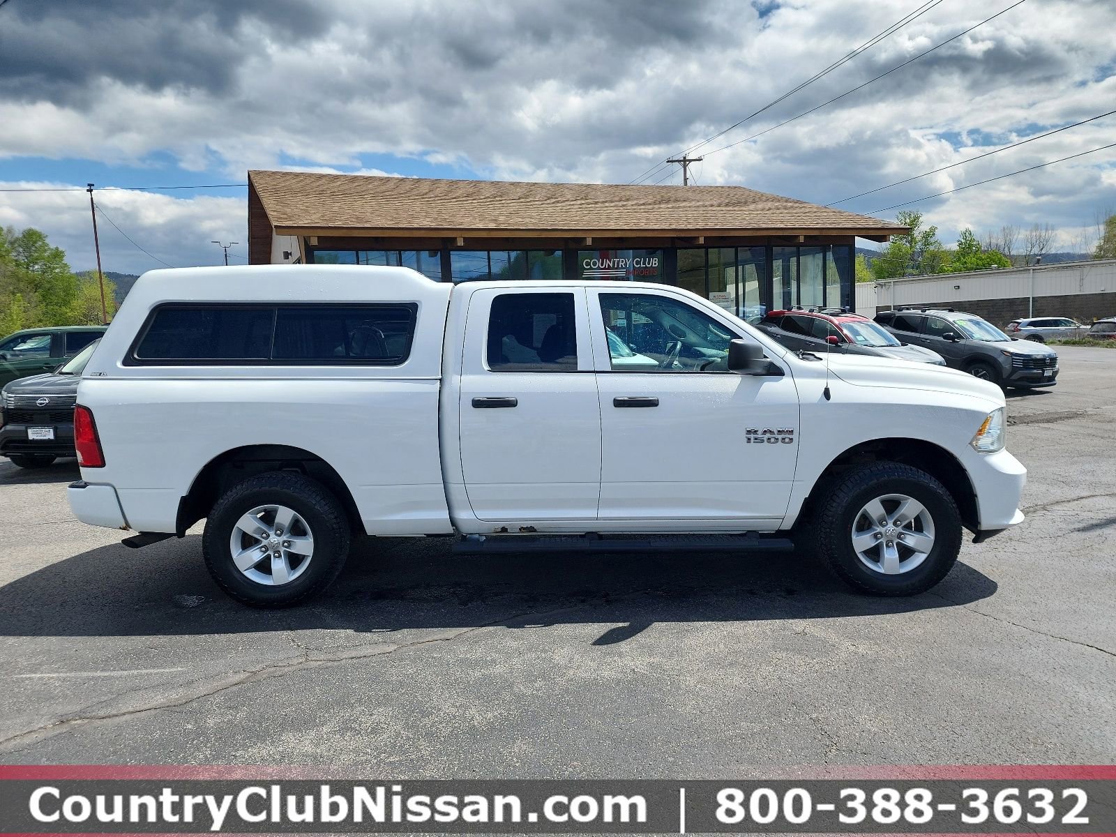 Used 2018 RAM 1500 Express AWD/4WD image 9