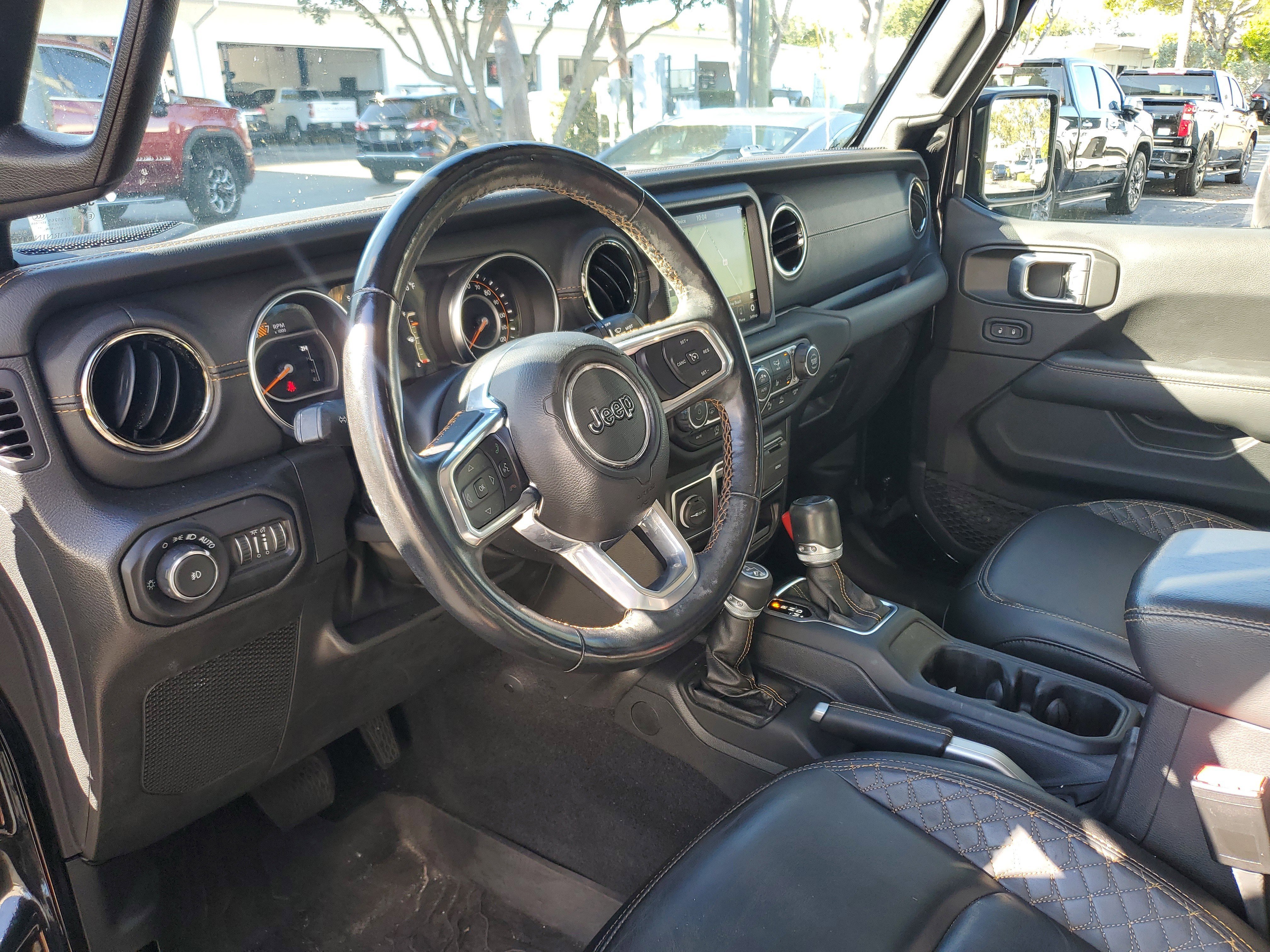 Used 2022 Jeep Wrangler Unlimited Sahara image 9