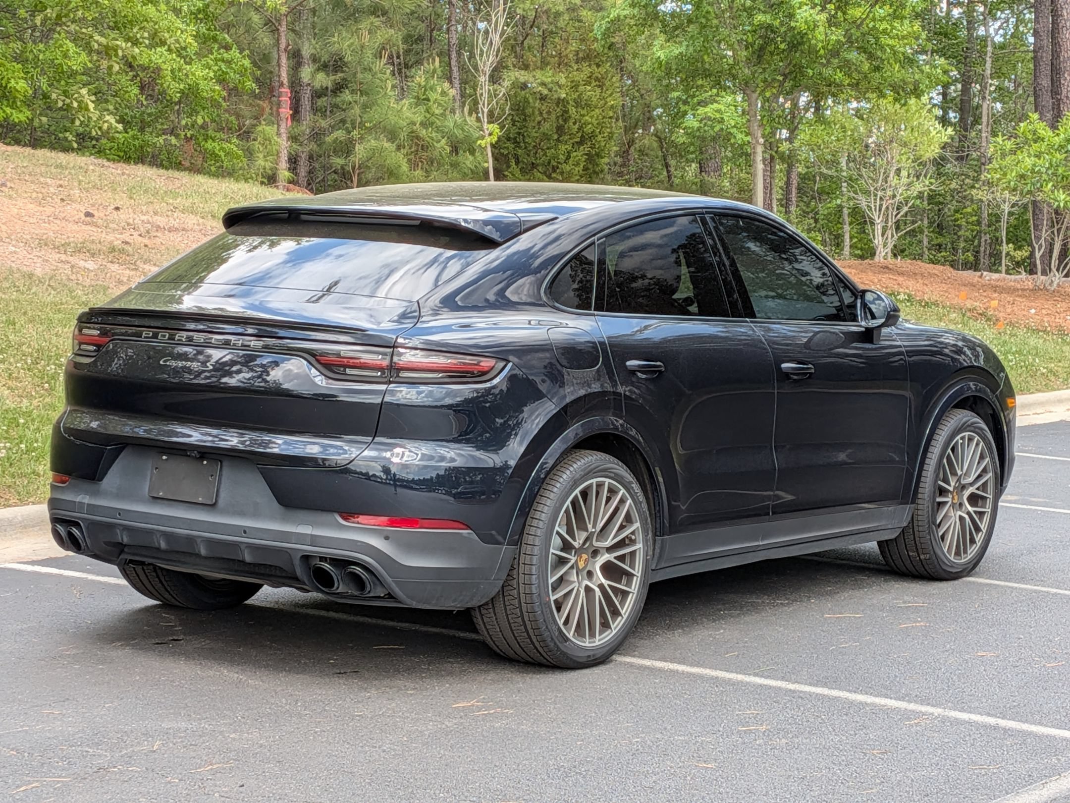 Certified 2023 Porsche Cayenne S Platinum AWD/4WD image 31