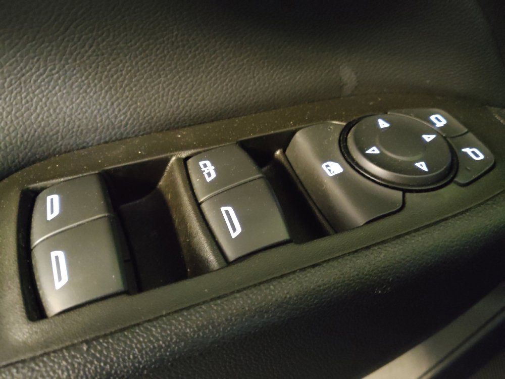 Used 2023 Chevrolet Equinox LT AWD/4WD image 27