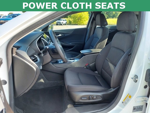 Certified 2024 Chevrolet Malibu LT image 3