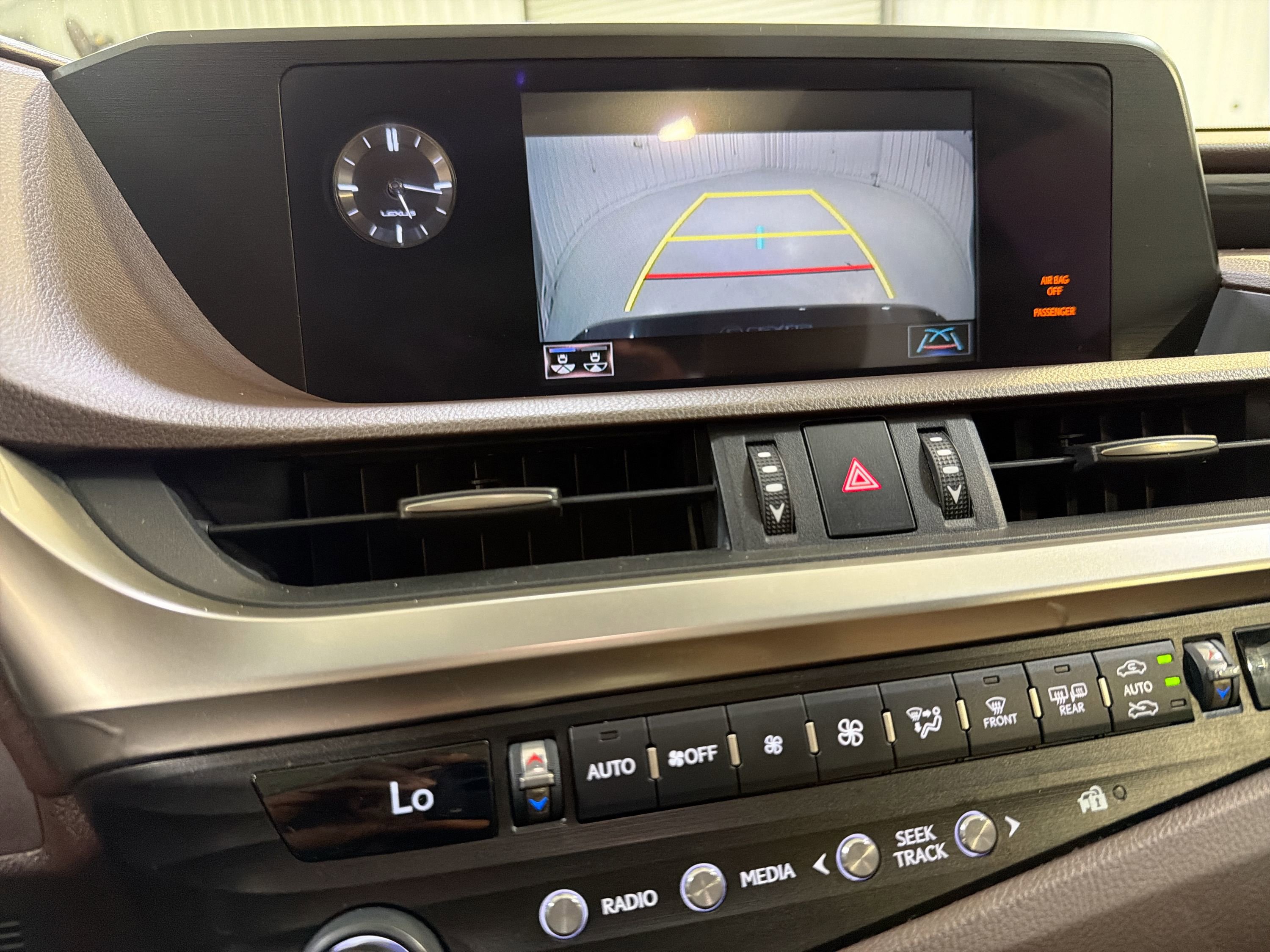 Used 2019 Lexus ES 350 w/ Accessory Package 2 FWD image 18