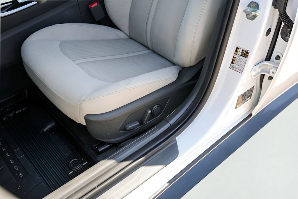 Used 2022 Hyundai Sonata SEL FWD image 11