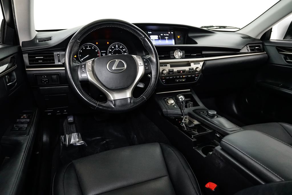 Used 2015 Lexus ES 350 image 6