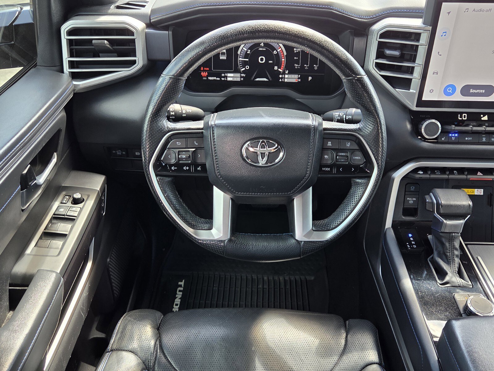 Used 2022 Toyota Tundra Platinum image 6