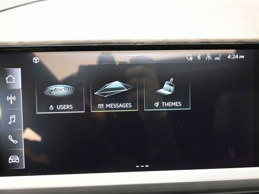 Used 2023 Audi Q4 e-tron Premium w/ Convenience Package image 25