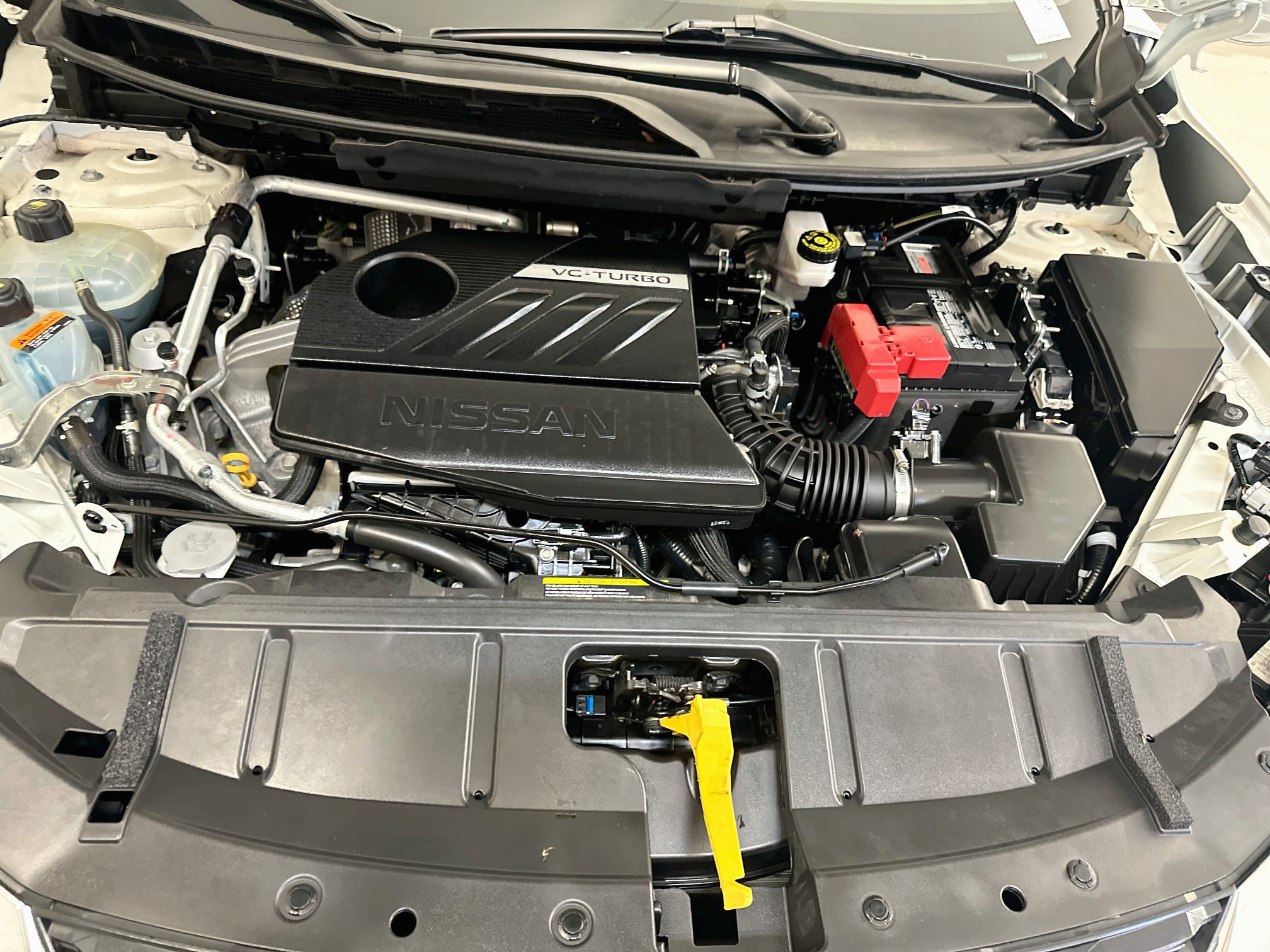 Used 2023 Nissan Rogue S AWD/4WD image 33