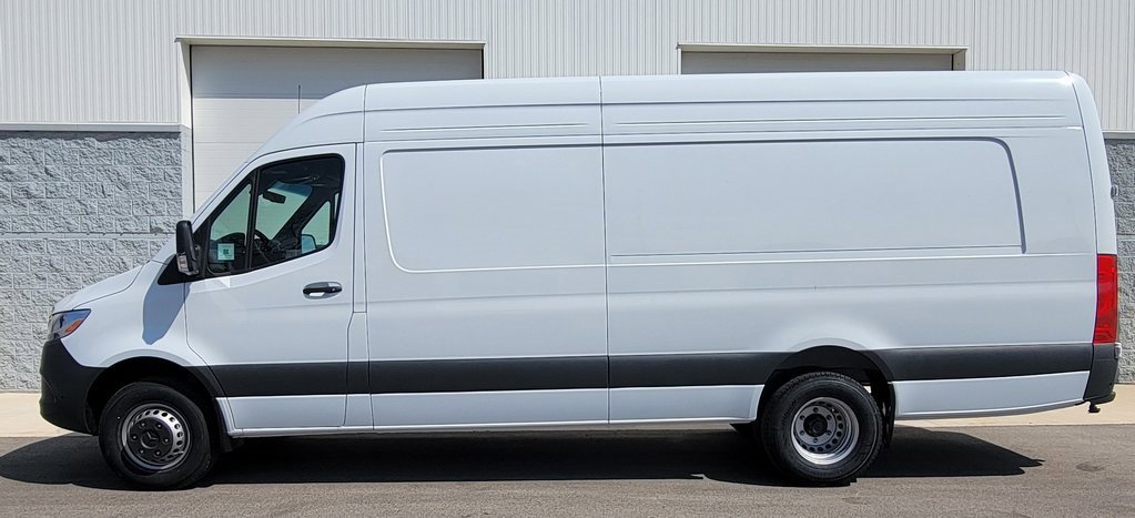 New 2025 Mercedes-Benz Sprinter 3500 image 4