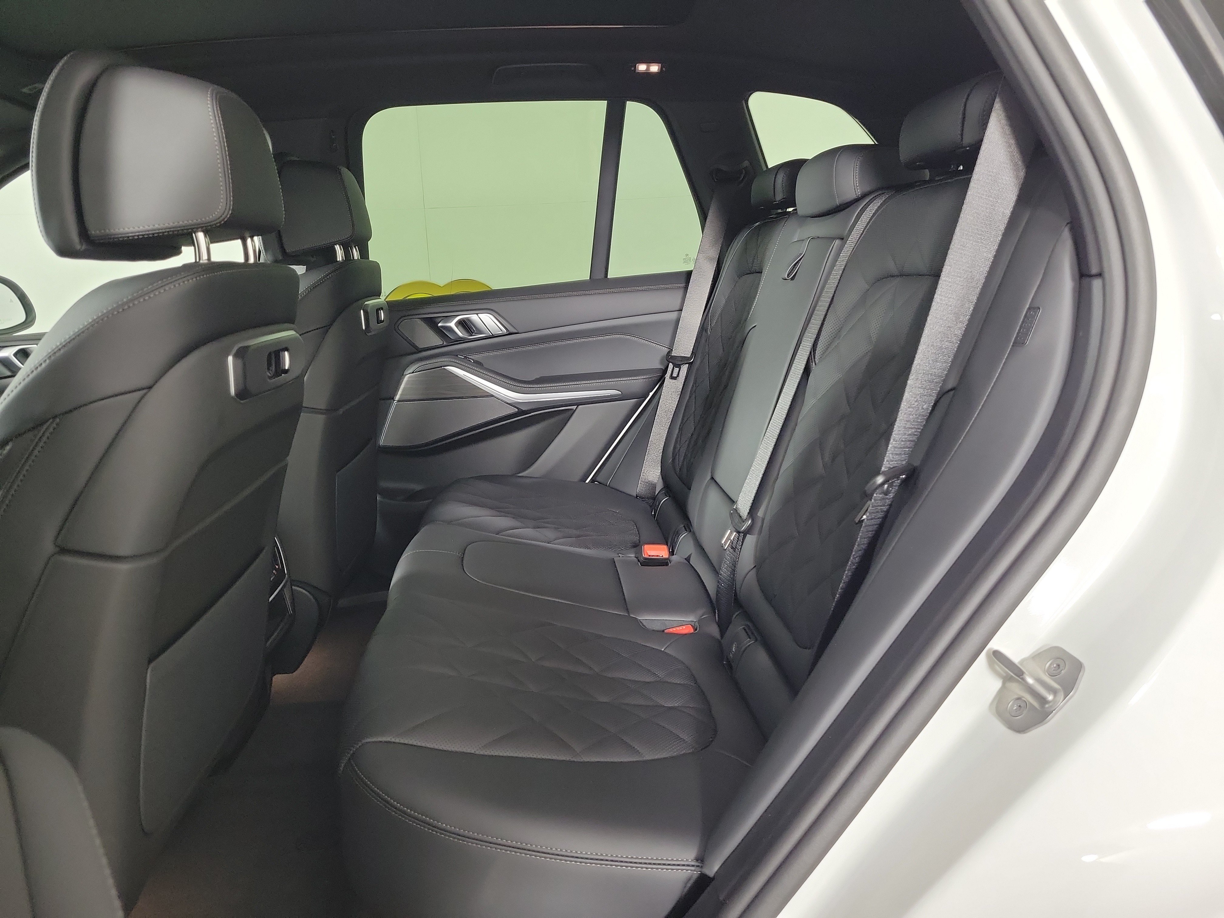 New 2026 BMW X5 xDrive50e AWD/4WD image 10