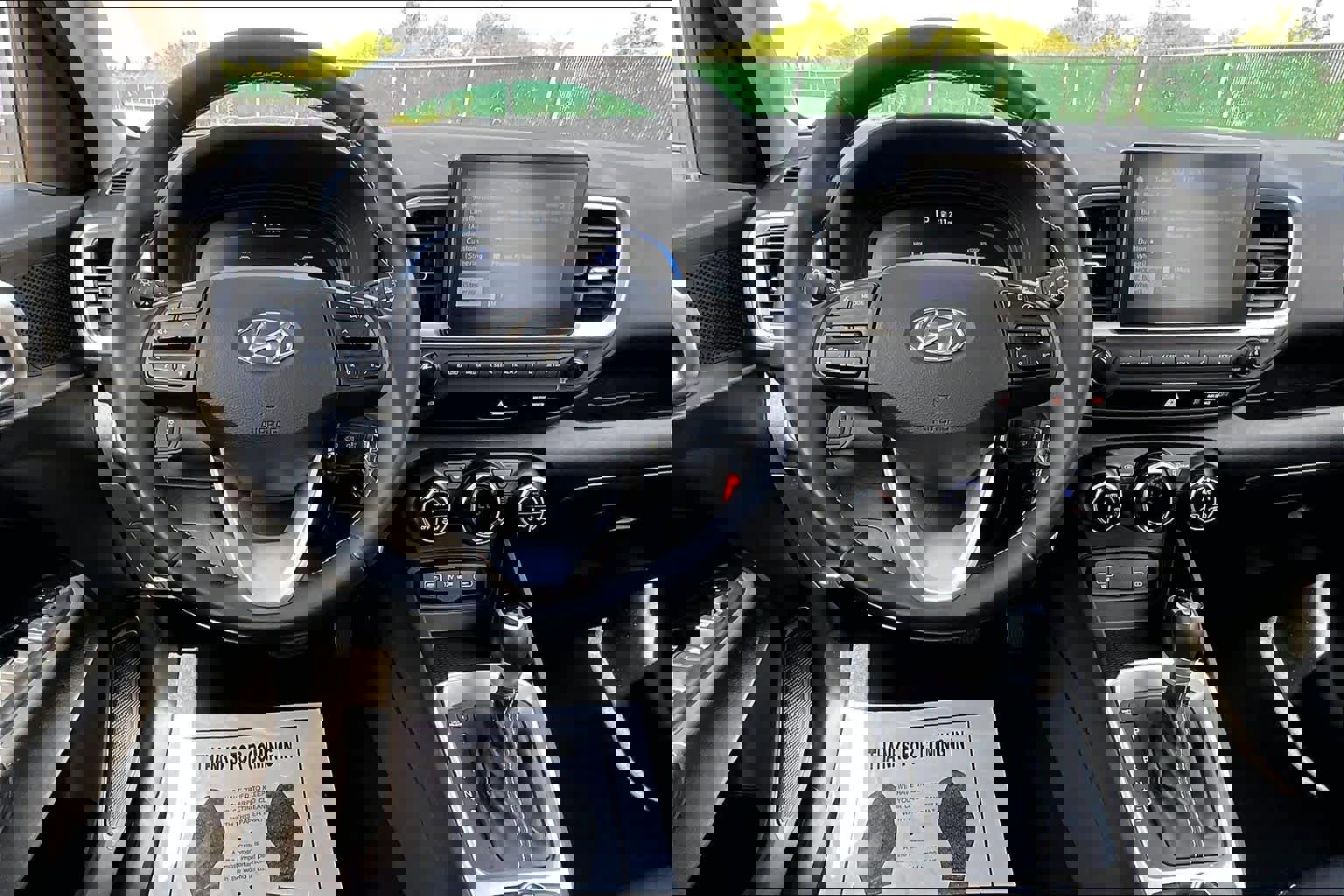 Used 2023 Hyundai Venue SEL w/ Cargo Package image 6