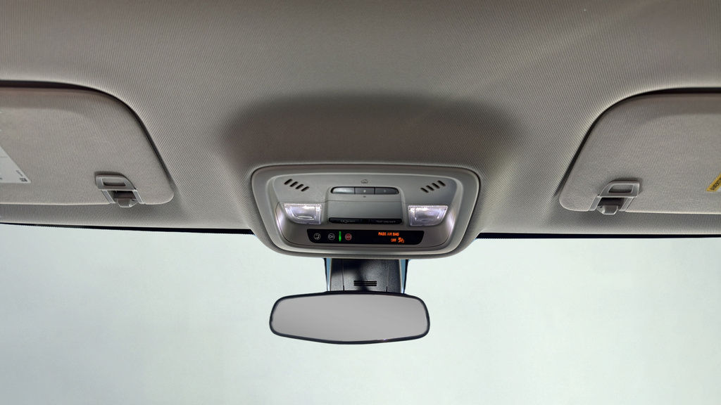 Used 2021 Chevrolet Traverse LT FWD image 22