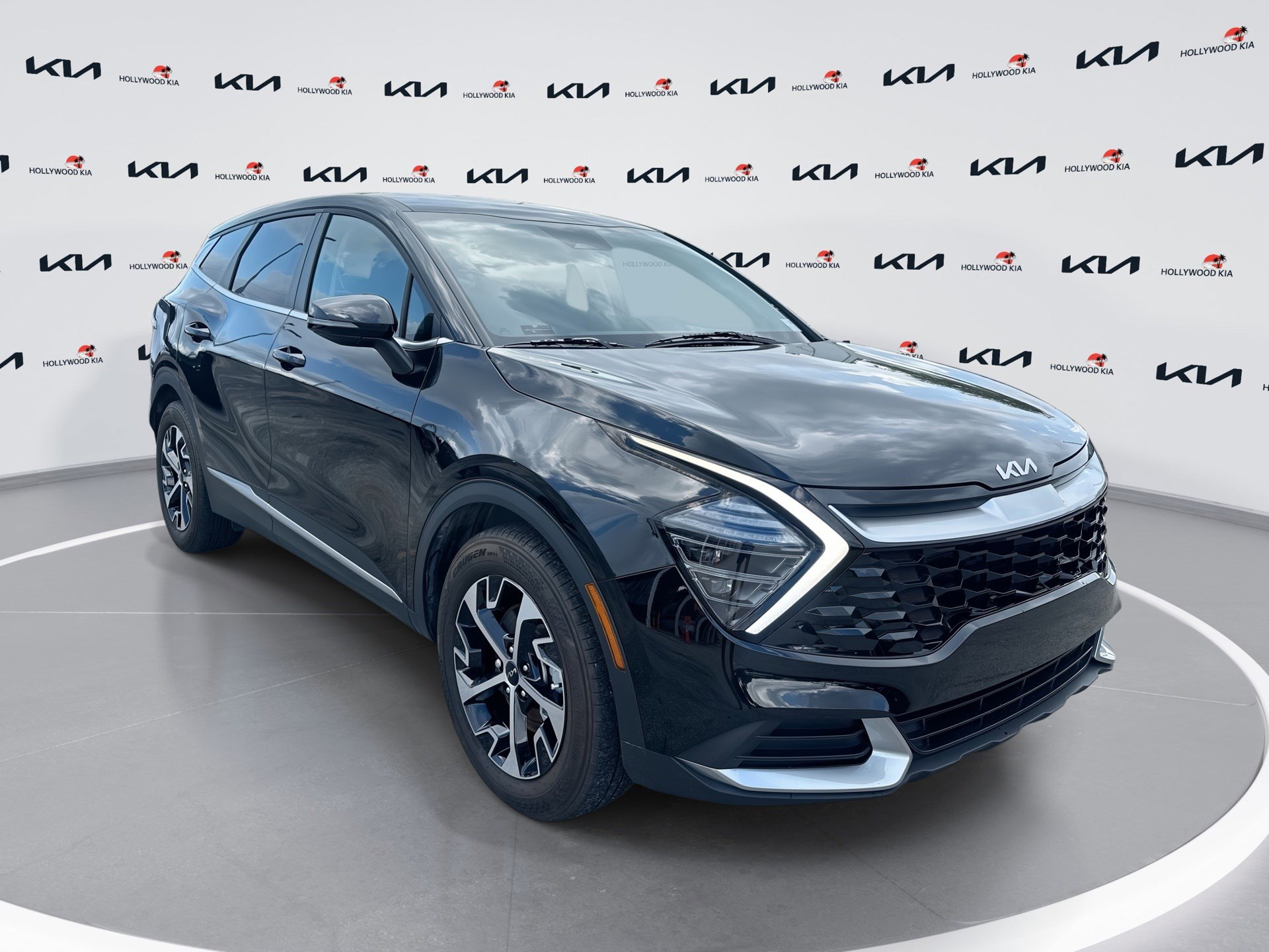 Certified 2024 Kia Sportage EX image 1