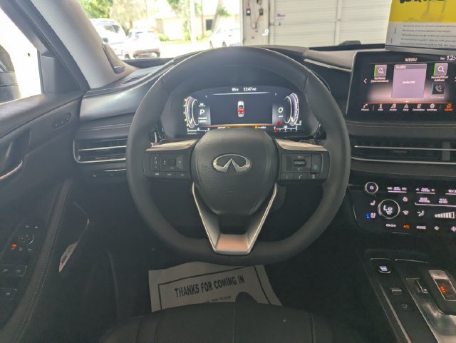 Used 2023 INFINITI QX60 Luxe w/ Vision Package AWD/4WD image 16