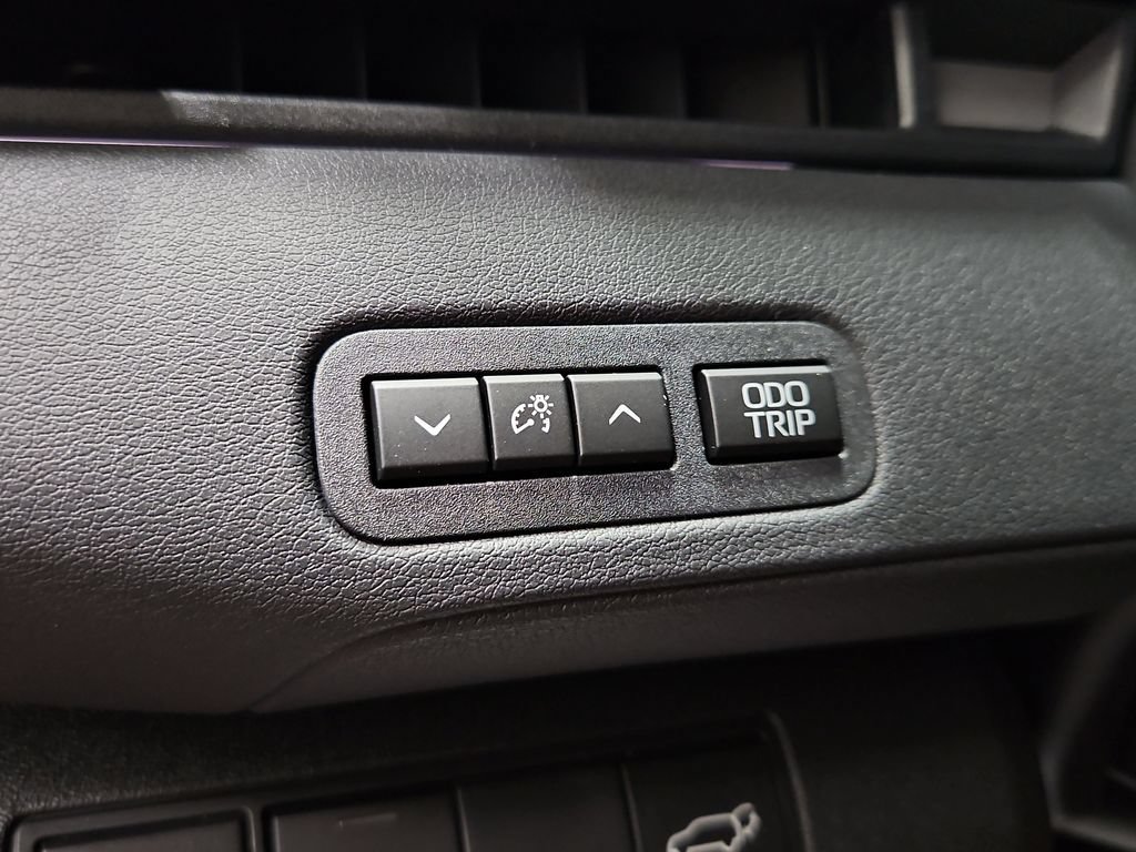 New 2026 Toyota C-HR AWD/4WD image 17