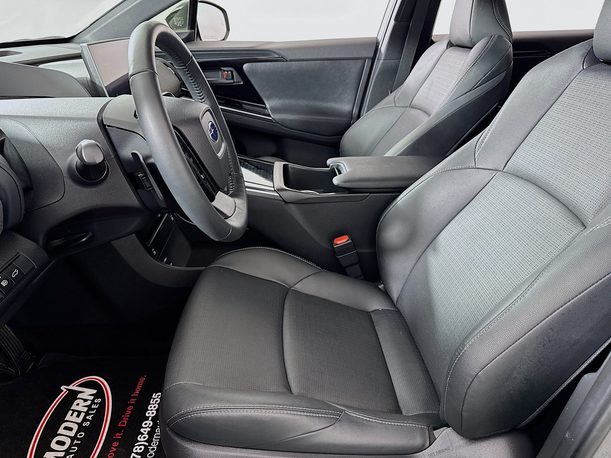 Used 2023 Subaru Solterra AWD image 19